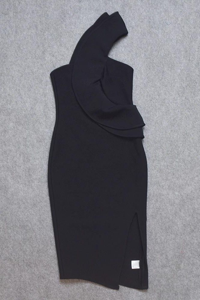 Woman wearing a figure flattering Hayley Bodycon Dress - Classic Black Bodycon Collection