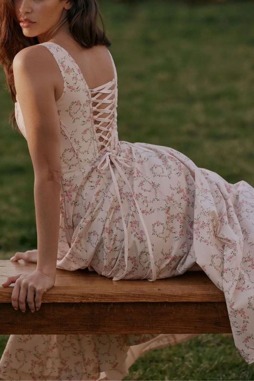 Woman wearing a figure flattering Willa Bodycon Midi Dress - Dusty Pink BODYCON COLLECTION Pty Ltd