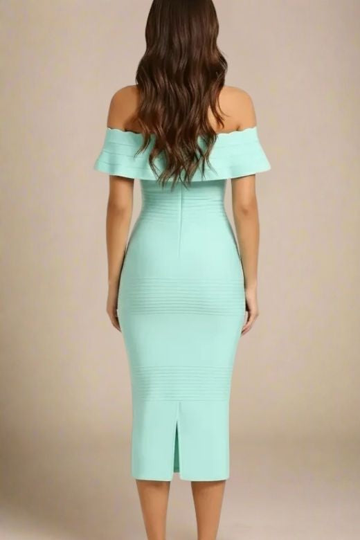 Woman wearing a figure flattering  Billie Bandage Midi Dress - Mint Green Bodycon Collection