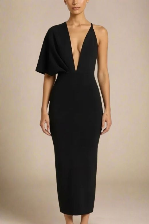 Woman wearing a figure flattering  Blake Bandage Maxi Dress - Classic Black BODYCON COLLECTION