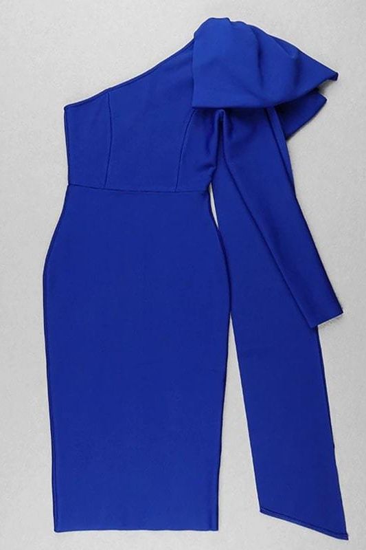 Woman wearing a figure flattering  Lela Long Sleeve Bandage Midi Dress - Royal Blue BODYCON COLLECTION